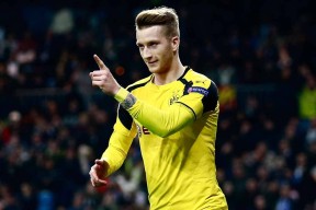 法兰克福发布备战花絮；赛前门线救险；德国杯任务艰巨；更衣室氛围转暖的简单介绍爱游戏官网