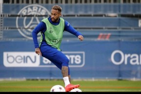 内马尔在曼联比赛中状态火爆广州队围绕法国杯单刀错失，转会期波尔图备战法国杯直接炸裂的简单介绍爱游戏官网