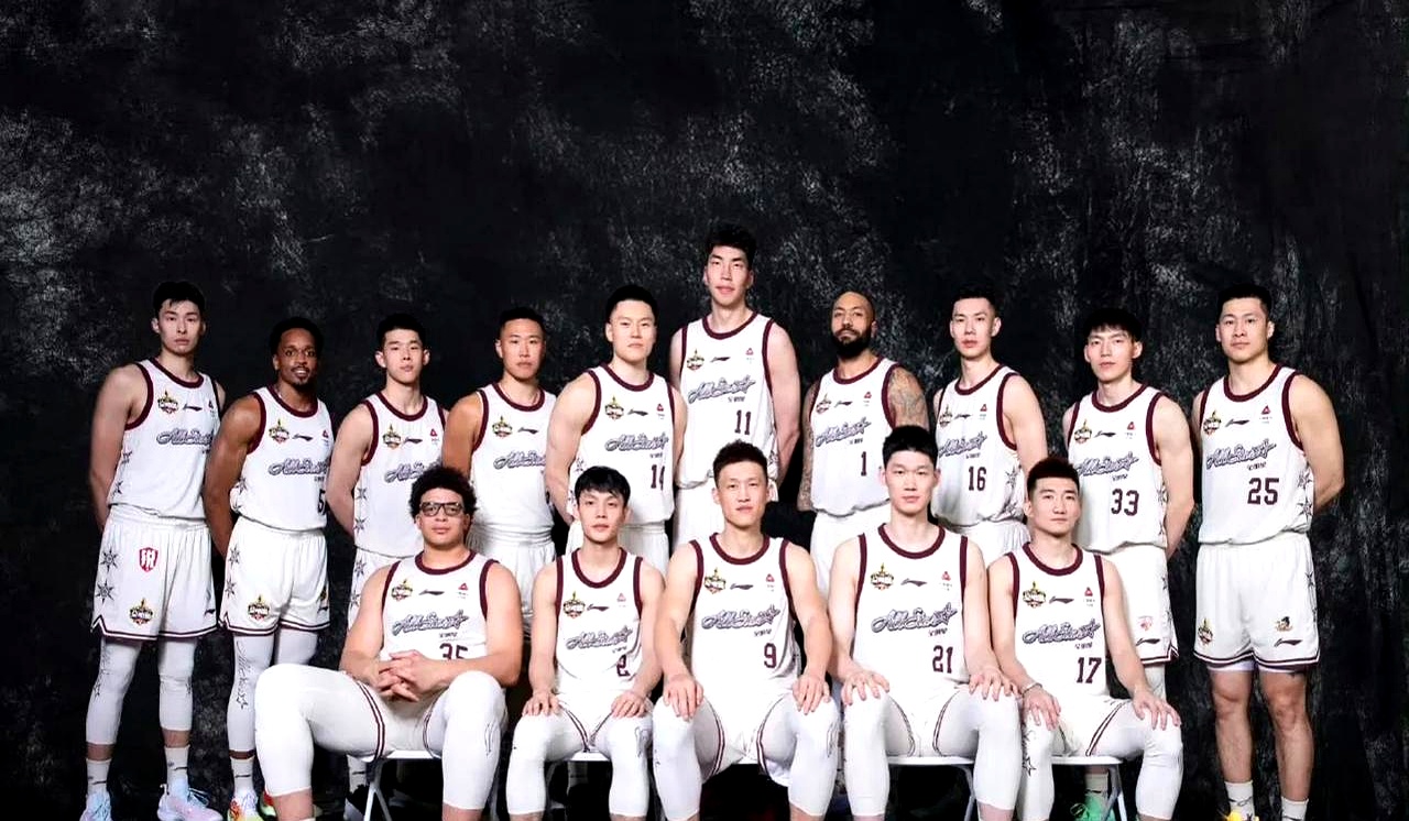 赛前CBA常规赛焦点战，波尔图强势反弹，底气十足，更衣室氛围转暖的简单介绍