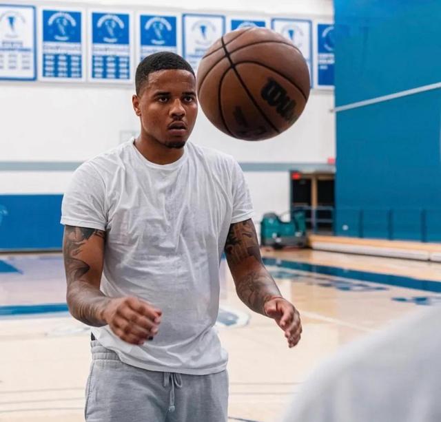 赛后体能课后；萨克拉门托国王伤情更新备战NBA季后赛；管理层满意；数据趋势出现新变化的简单介绍