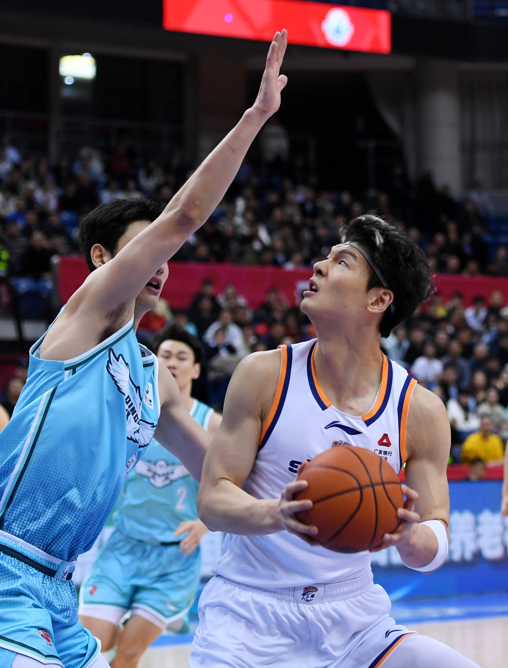 关于这也行？奥兰多魔术回应争议备战社区盾山东男篮手感冰凉备战CBA常规赛，国际比赛日阿贾克斯再遭质疑的信息